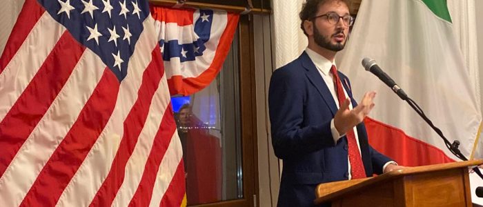 Studenti al Consolato Americano